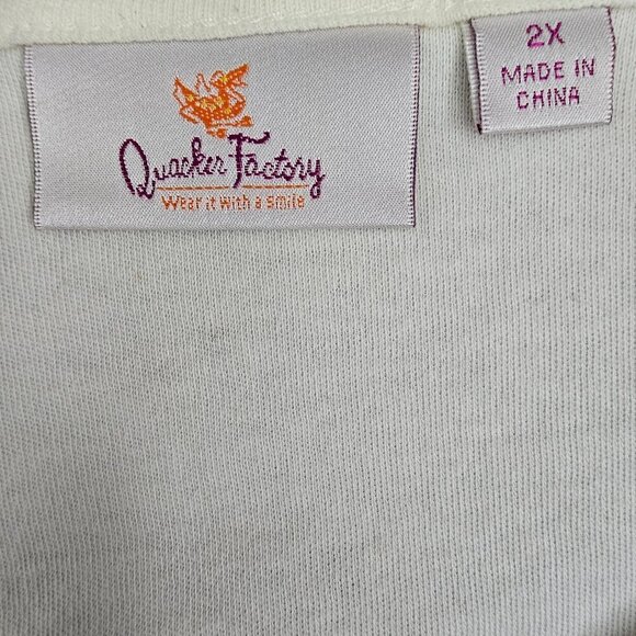 🏆Quacker Factory Embroidered Holiday Poinsettia 3/4 Sleeve Cream Top - Picture 2 of 7